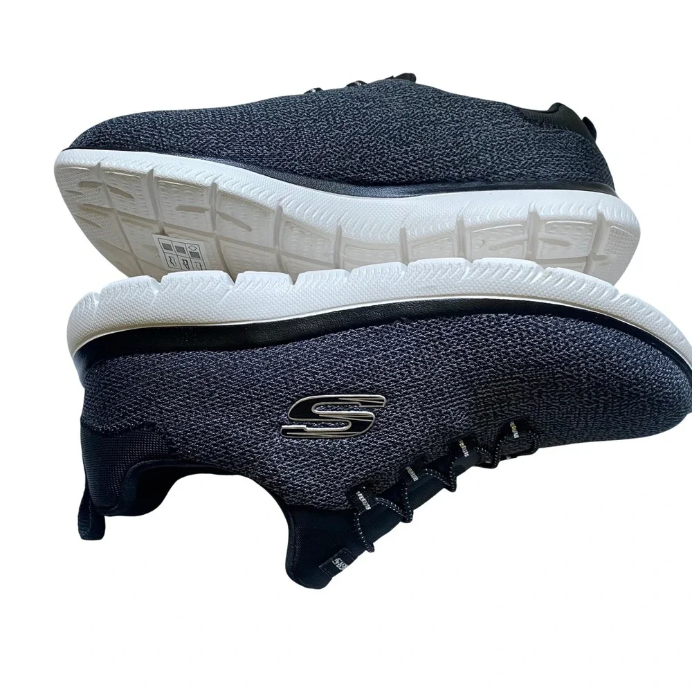 Skechers Mens‎ Black Bungee Slip On Memory Foam Sneaker   8.5 NWOB Wide Fit